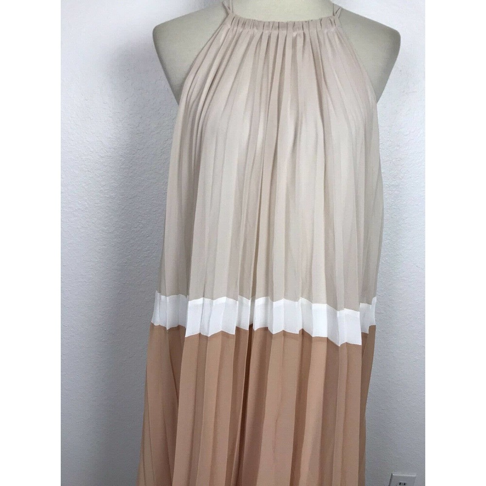 Lulu's Color Block Pleated Maxi Dress - Picture 3 of 12